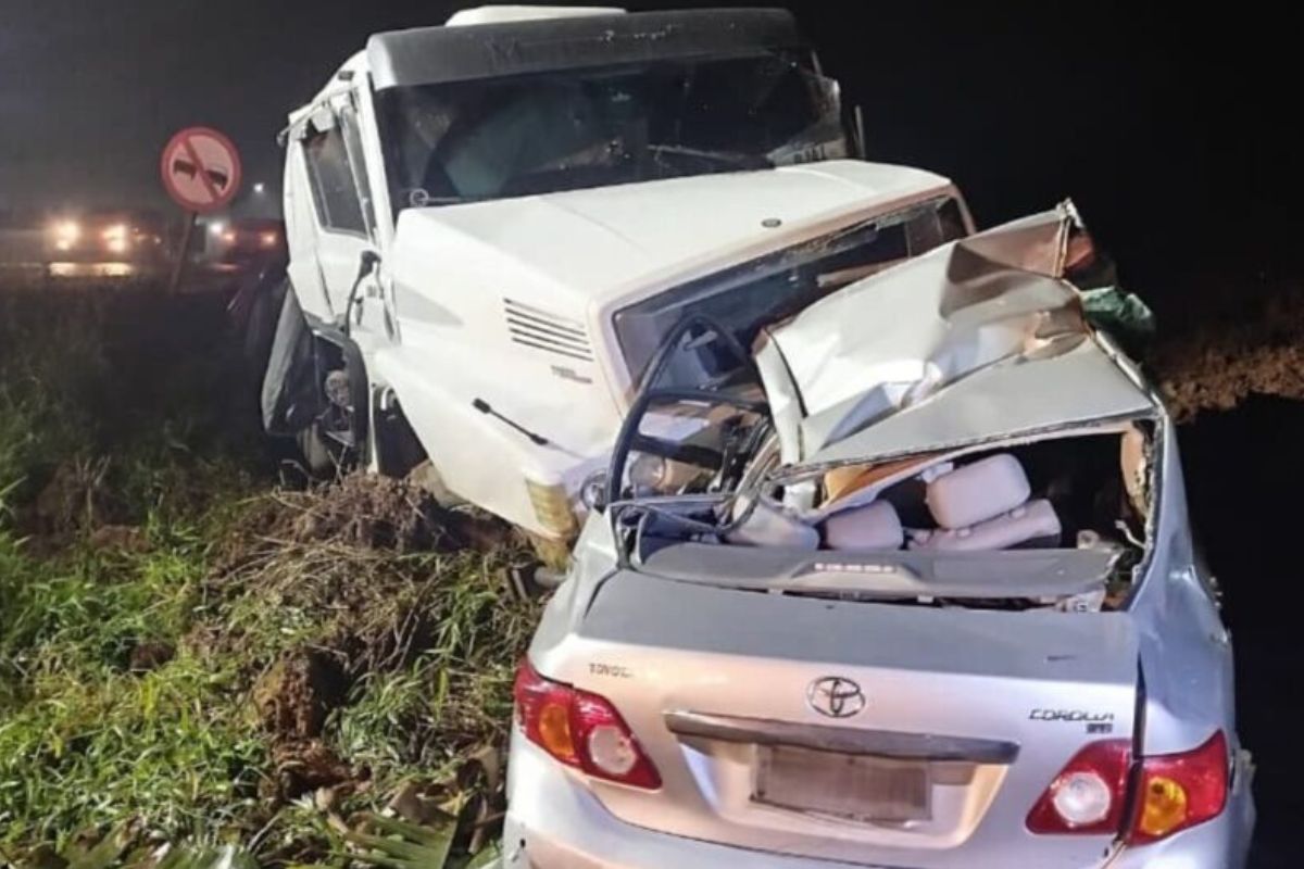 sc:-motorista-morre-e-caminhoneiro-fica-ferido-em-colisao-na-br-470