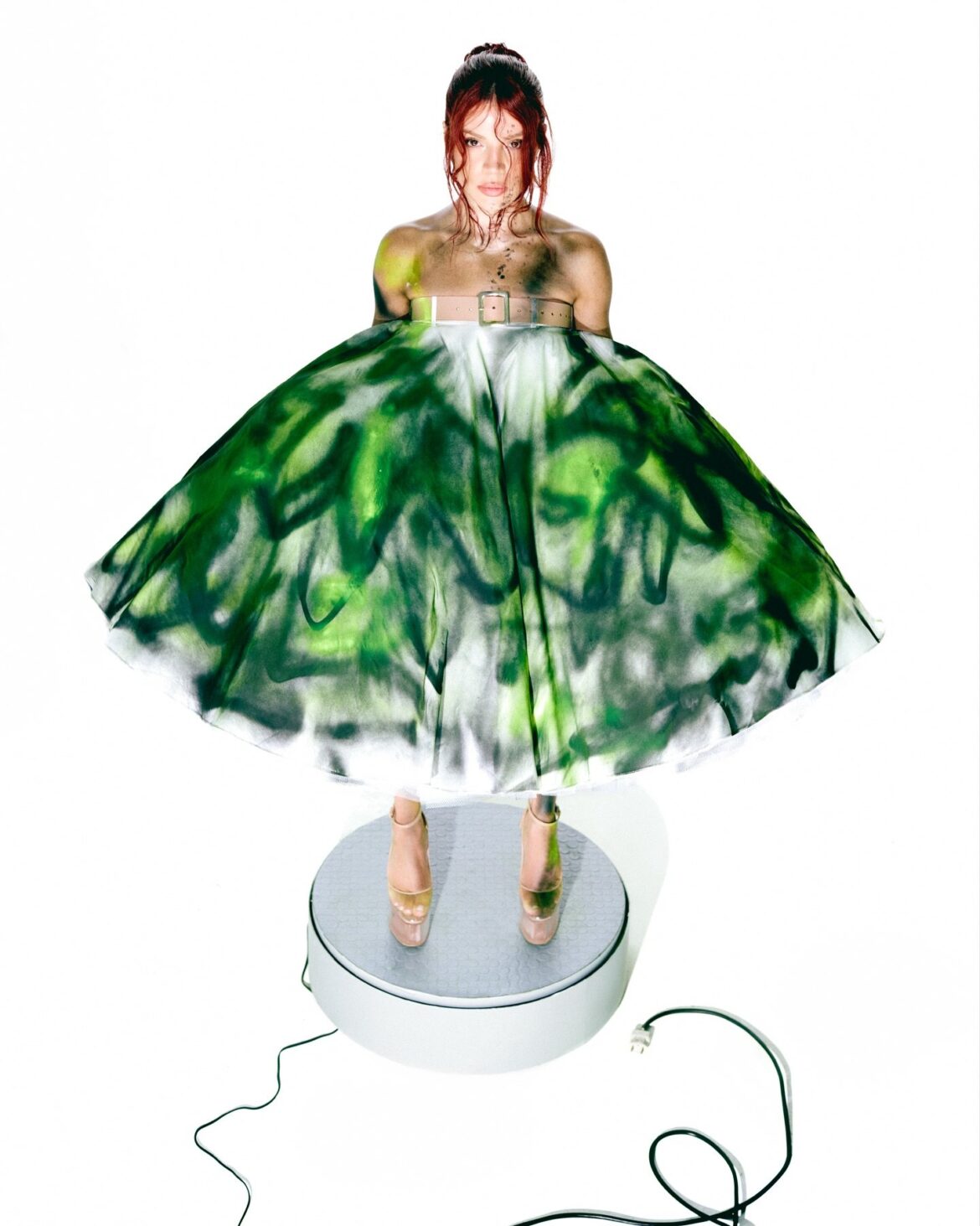 antenada-em-moda,-gkay-da-detalhes-do-look-usado-em-baile-de-halloween-em-sp