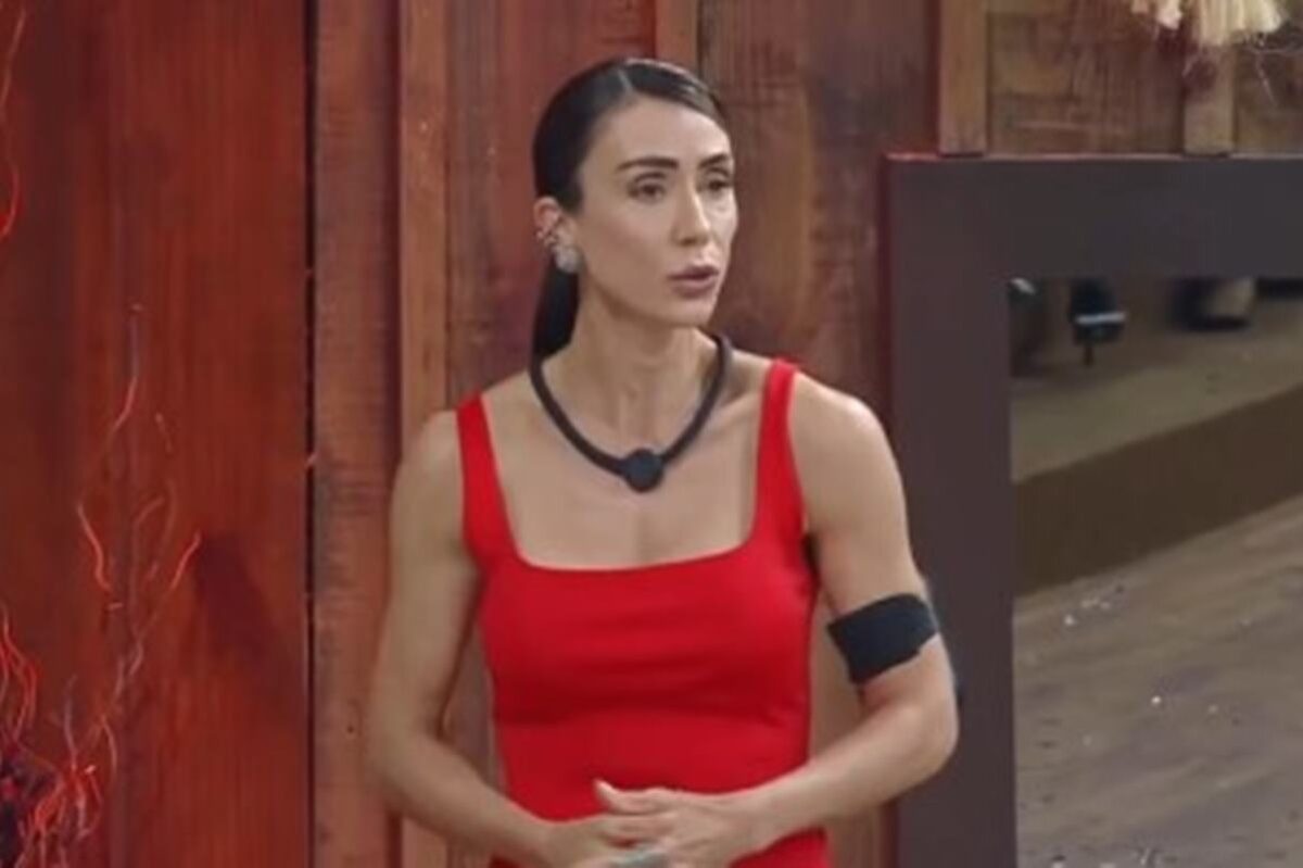 a-fazenda-17:-casada,-michelle-barros-choca-ao-assumir-paixao-por-shia