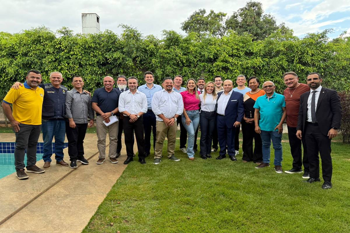 ibaneis-e-celina-reunem-base-do-governo-de-olho-em-2026