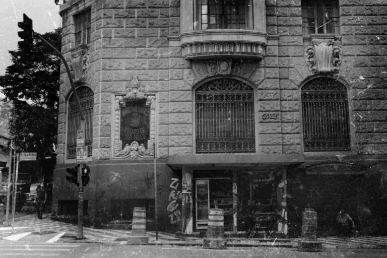 Delegado é condenado por liderar extorsão de empresários em SP