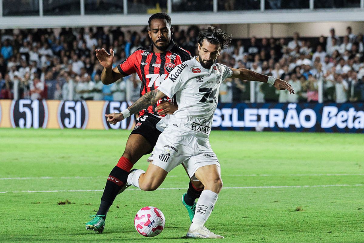 fim-de-uma-era:-vitoria-quebra-invencibilidade-historica-do-santos