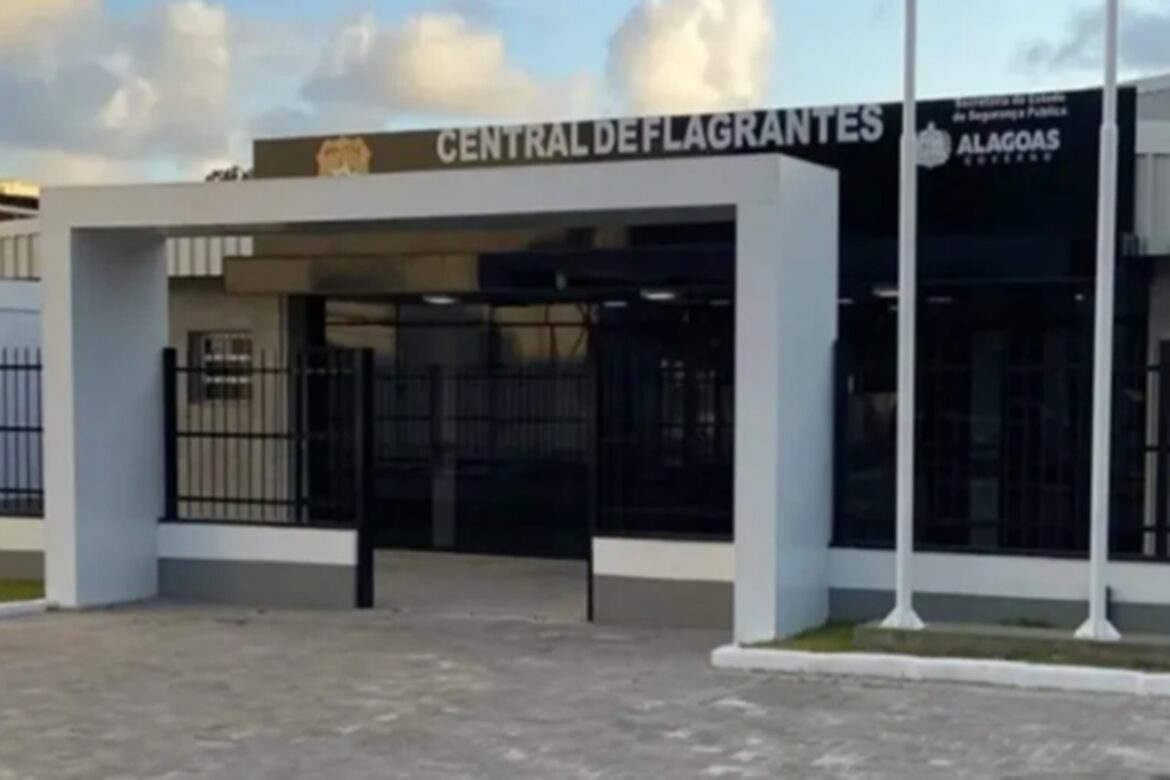 al:-homem-e-preso-apos-fazer-compras-com-cartao-de-credito-perdido