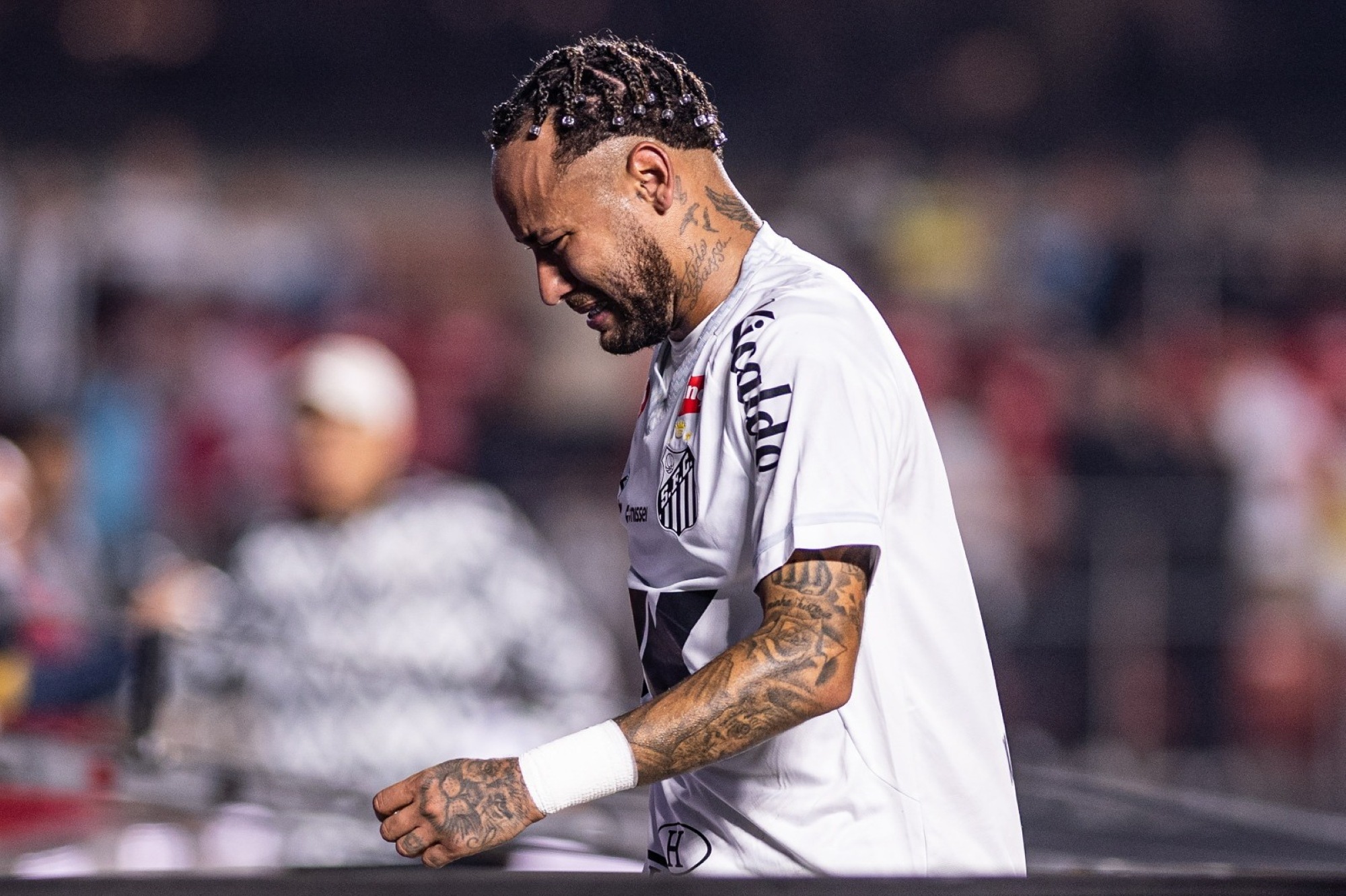 santos-dobra-chances-de-rebaixamento-apos-derrota-para-o-vitoria;-veja