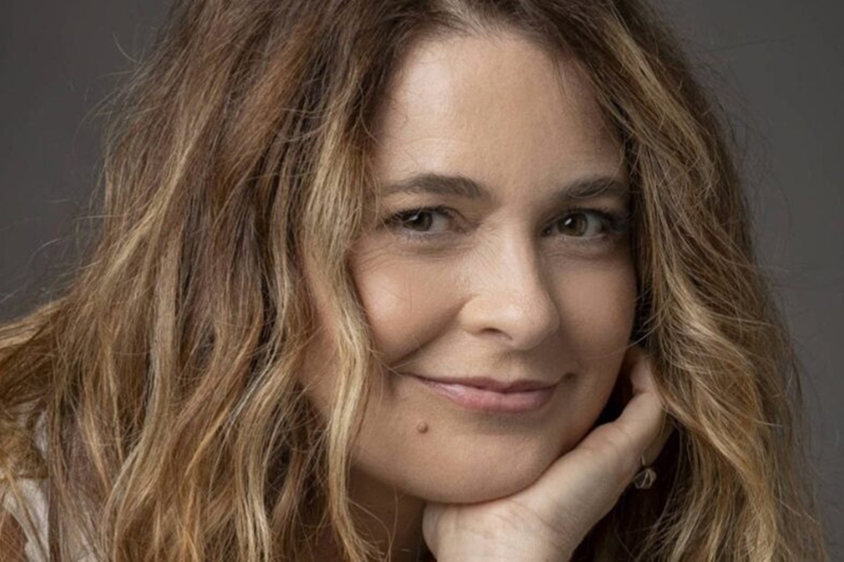 claudia-abreu-revela-perrengues-para-conciliar-papeis-na-tv-e-teatro