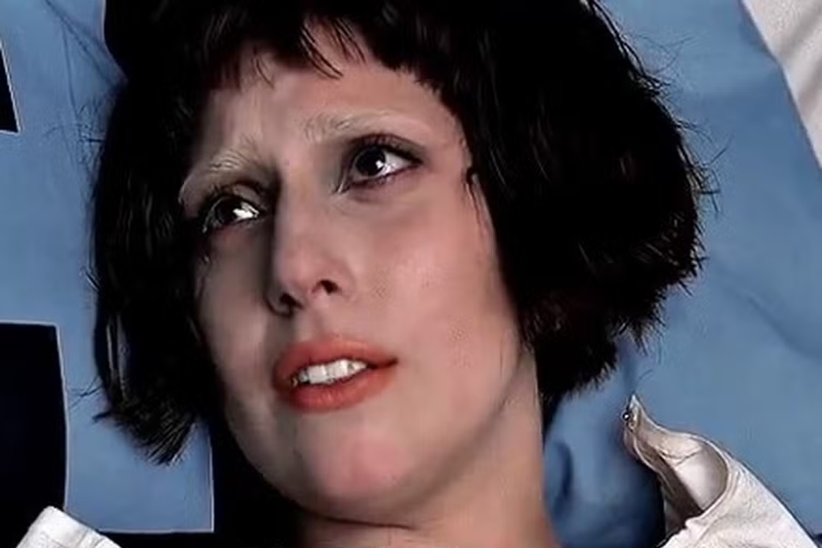 lady-gaga-vira-tia-doente-de-menino-pedindo-esmola-no-sinal;-entenda