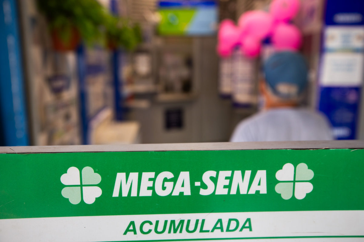 mega-sena-acumula-e-premio-vai-a-r$-85-milhoes.-confira-os-numeros