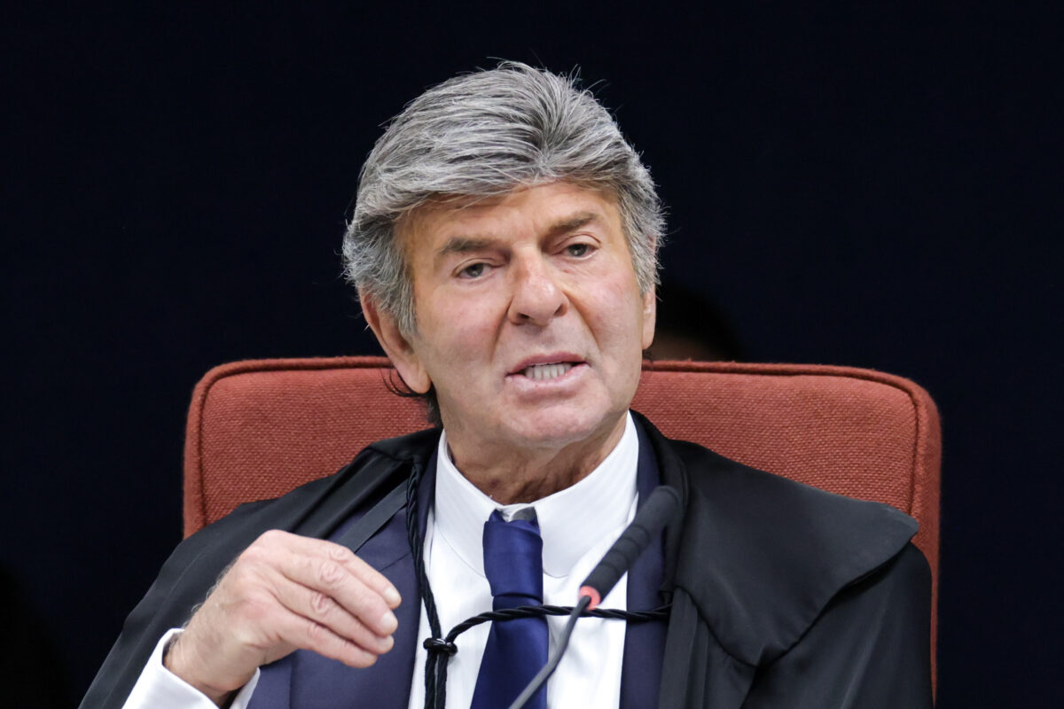 fux-deixa-1a-turma-do-stf,-que-analisa-trama-golpista
