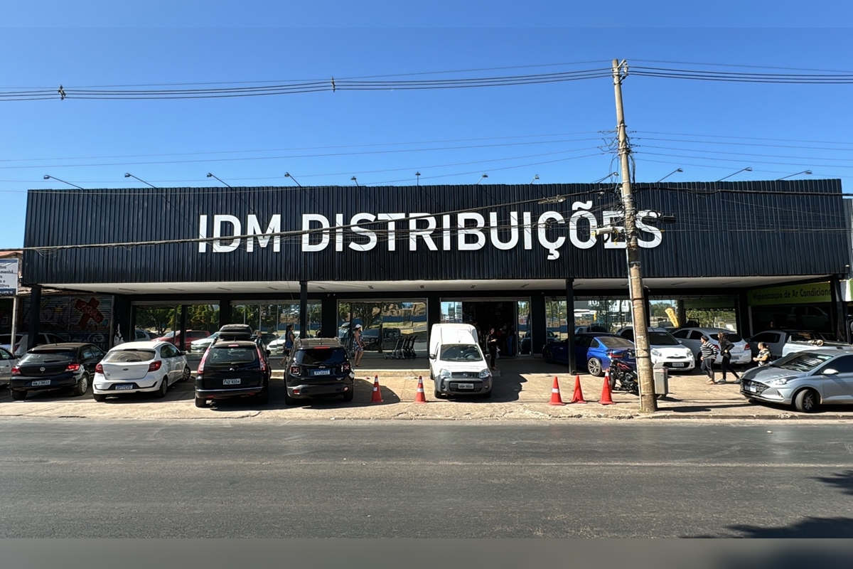 um-dia-apos-operacao,-loja-de-maquiagens-alvo-da-pcdf-abre-normalmente