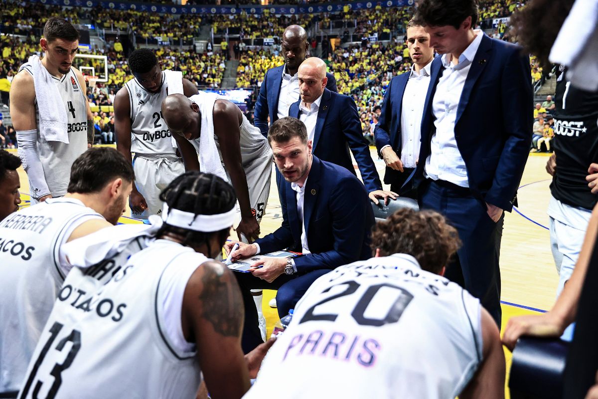 conheca-tiago-splitter,-primeiro-brasileiro-a-se-tornar-tecnico-da-nba