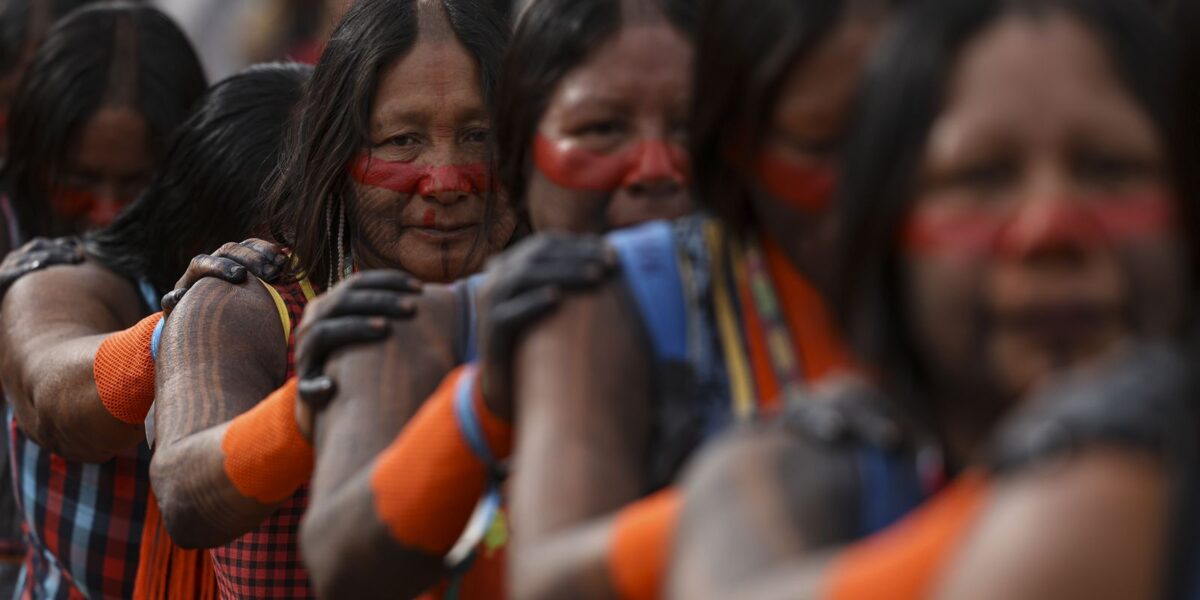 ibge:-391-etnias-indigenas-falam-295-linguas-no-brasil