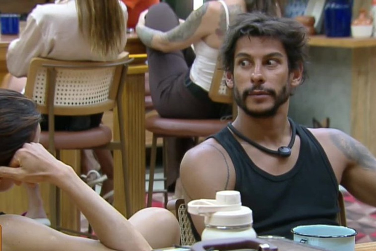 a-fazenda-17:-michelle-barros-choca-com-proposta-ousada-para-shia