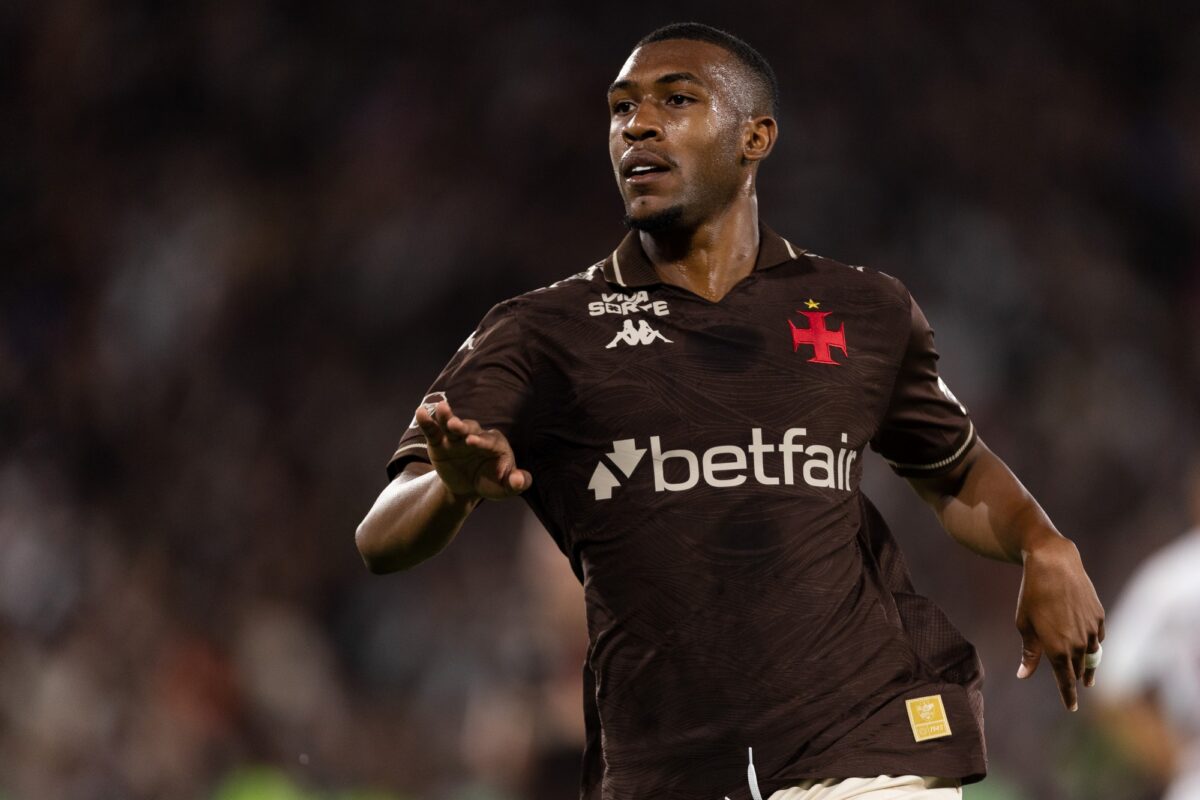 rayan-e-desfalque-do-vasco-para-jogo-contra-o-red-bull-bragantino