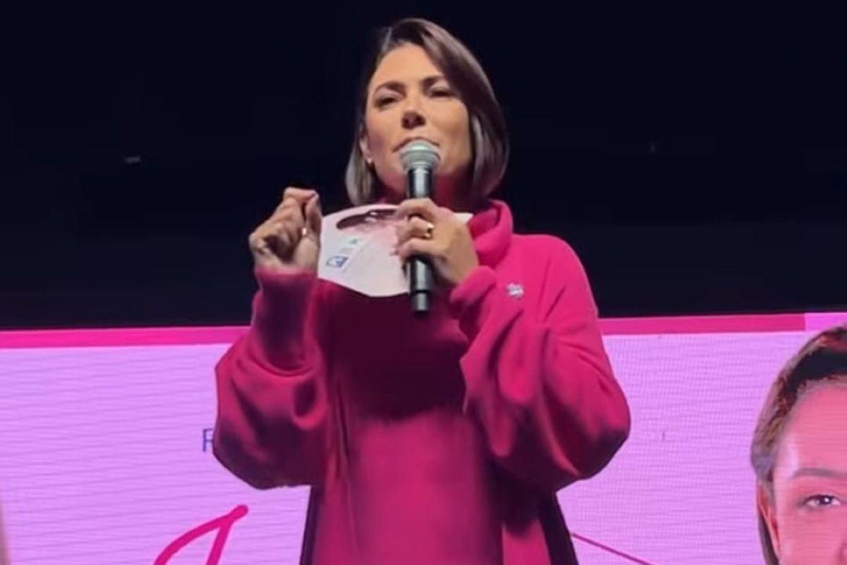 michelle-ve-aproximacao-da-esquerda-com-evangelicos-como-“desespero”