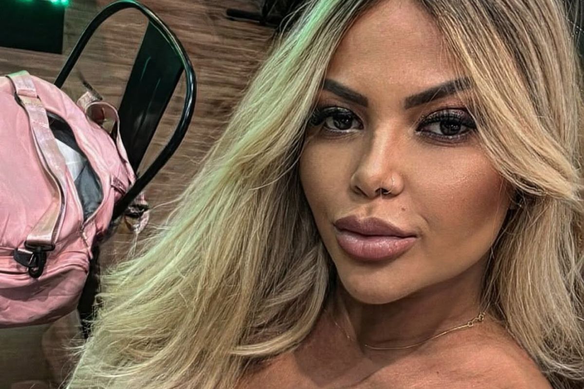 vanessa-rios-recebe-homenagens-das-bandas-em-que-foi-vocalista