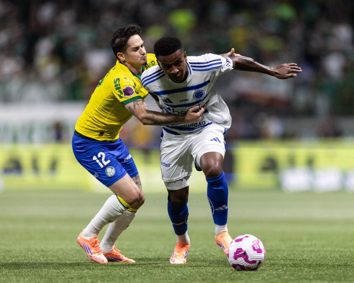 cruzeiro-volta-a-pontuar-fora-de-casa-contra-palmeiras-apos-7-anos