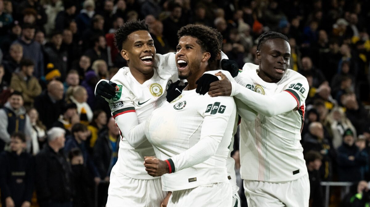 video:-andrey-santos-marca-pela-primeira-vez-com-a-camisa-do-chelsea