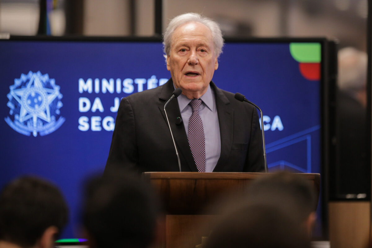 onde-estava-o-ministro-da-justica-de-lula-durante-guerra-no-rio?