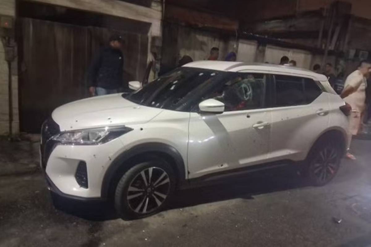 mae-e-filha-sao-fuziladas-com-mais-de-20-tiros-dentro-de-carro-no-rj
