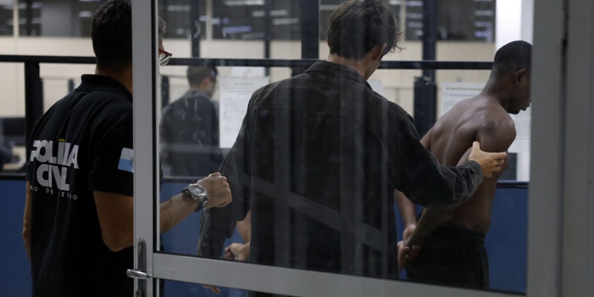 megaoperacao-no-rio-cumpriu-20-dos-100-mandados-de-prisao-pretendidos