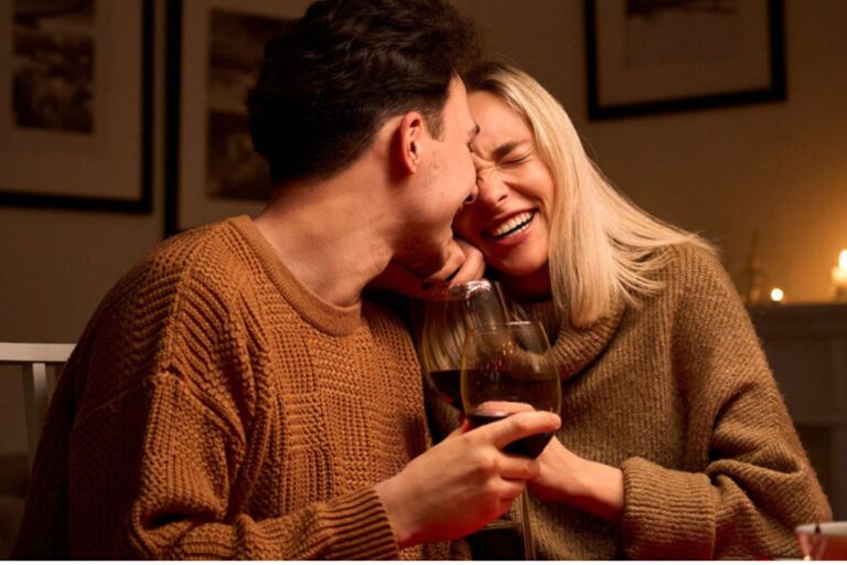 Como usar a energia do Halloween para fortalecer seu relacionamento