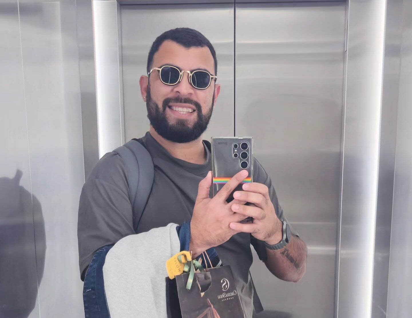 Acreano denuncia extravio de mala e passa mais de 14 horas só com a roupa do corpo em voo da Azul