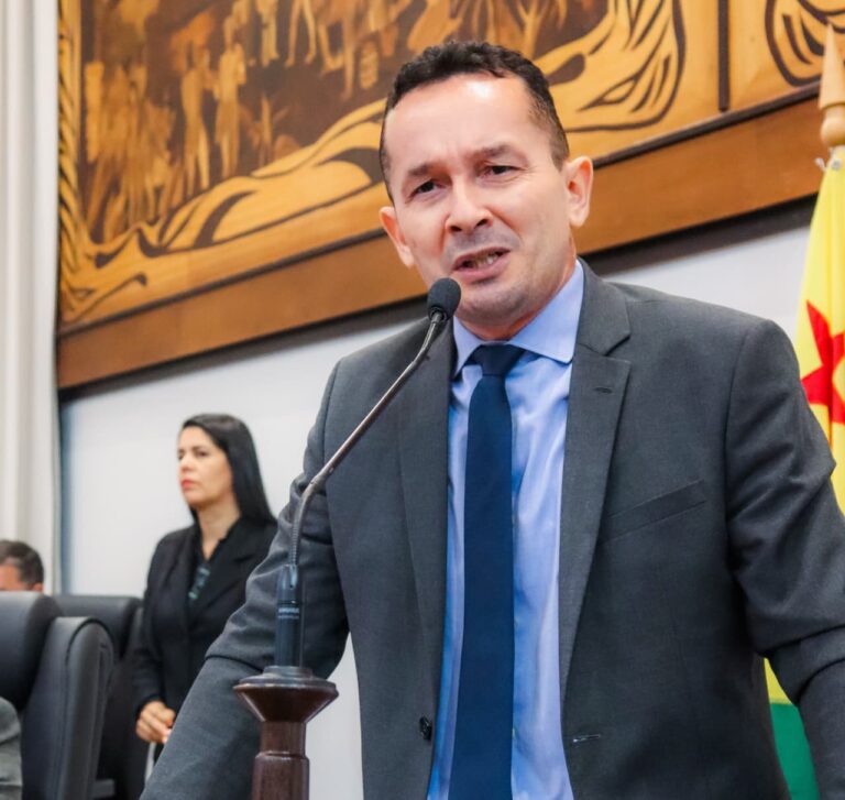 Adailton Cruz denuncia descaso e precariedade na saúde municipal de Rodrigues Alves