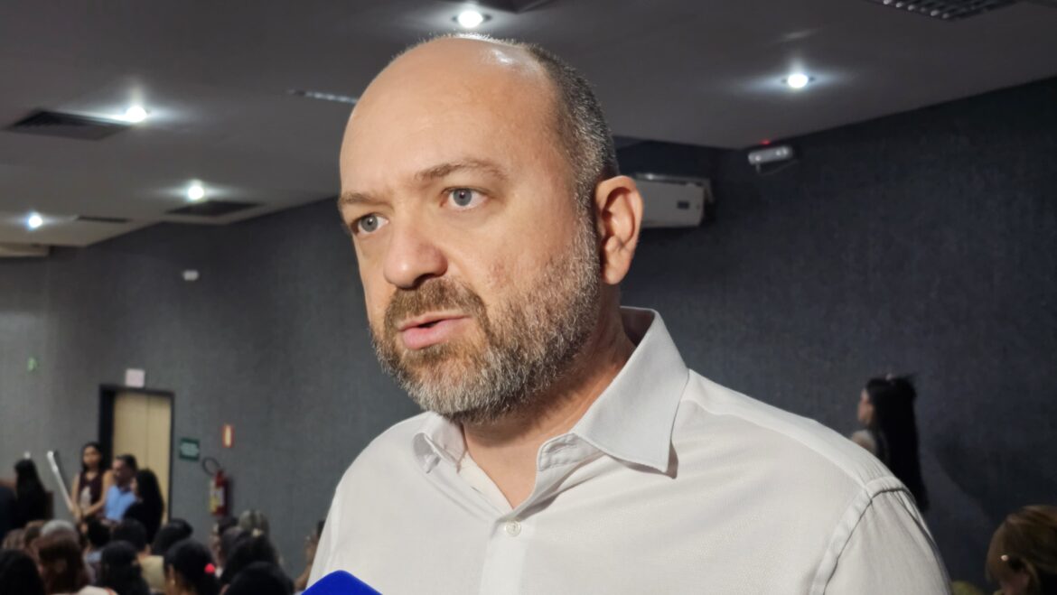 Secretário ressalta importância dos protocolos e monitoramento contínuo