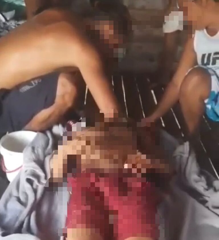 IndĂgenas retiram corpo de venezuelano do local do crime para sepultamento tradicional; VĂDEO