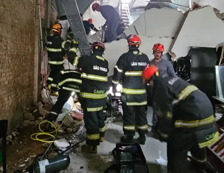 Explosão seguida de desabamento deixa três feridos em restaurante do chef Henrique Fogaça