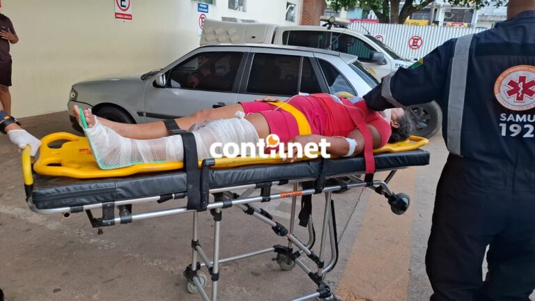 Colisão frontal entre motos deixa duas pessoas gravemente feridas em Rio Branco