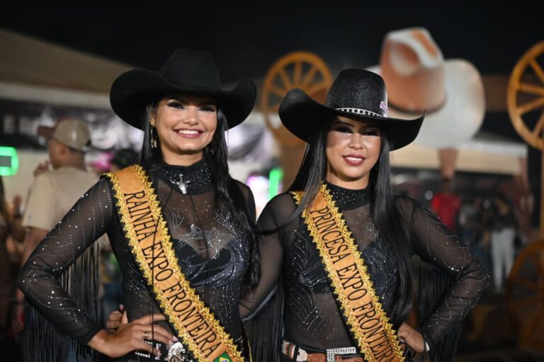 Rainha e princesa da ExpoFronteira emocionam ao representar Assis Brasil: “Coração cheio de gratidão”