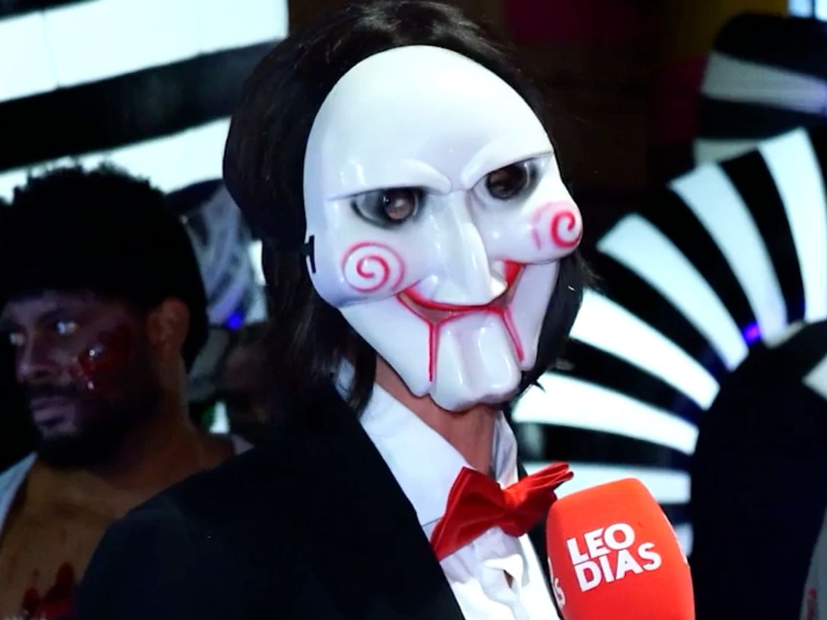 pedro-scooby-e-cintia-dicker-brilham-no-halloween-e-celebram-a-data:-“a-gente-ama”