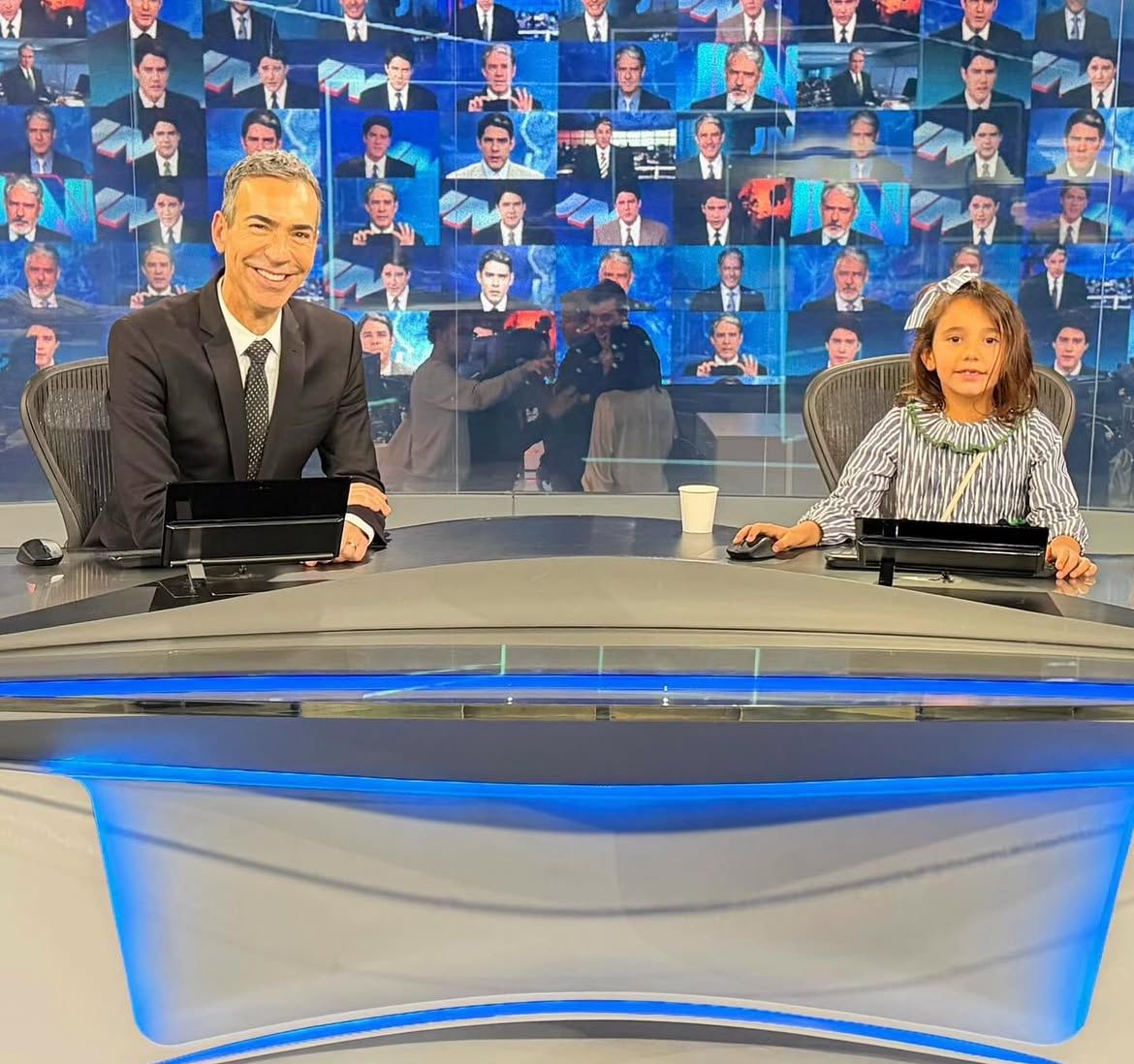 Tralli compartilha momento fofo com a filha na bancada do JN: “Na cadeira da Tia Renata”