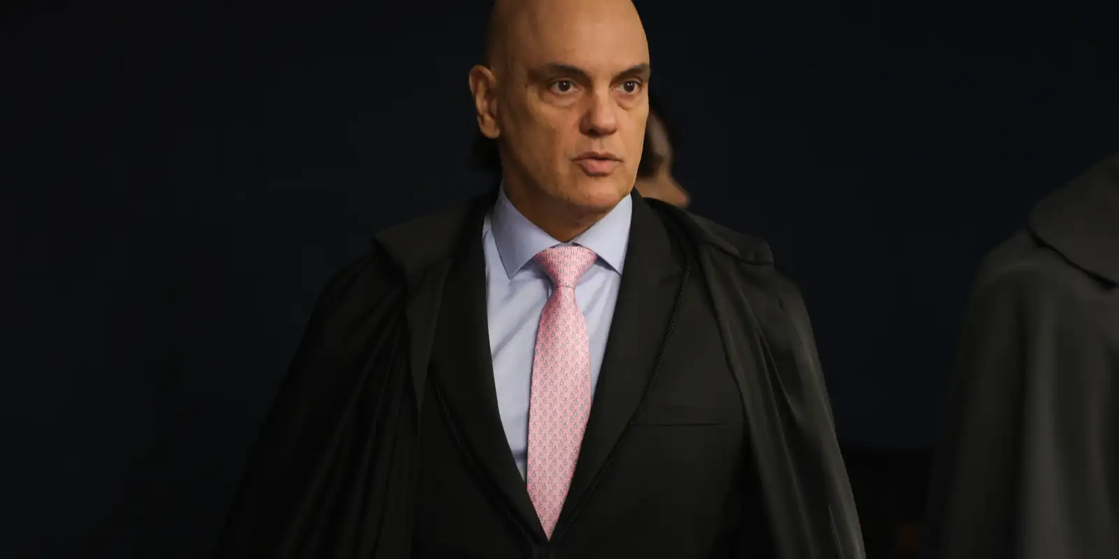 Castro e Moraes discutem operação e retomada de territórios no Rio