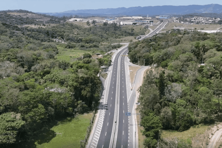 free-flow-comeca-a-operar-em-3-rodovias-de-sp;-veja-como-pagar-tarifas