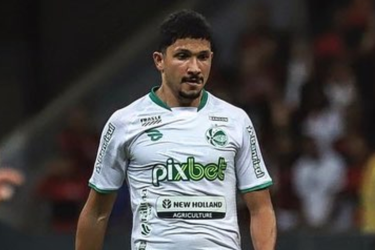 yuri-lima-volta-aos-campos-apos-termino-com-iza:-“minha-vida”