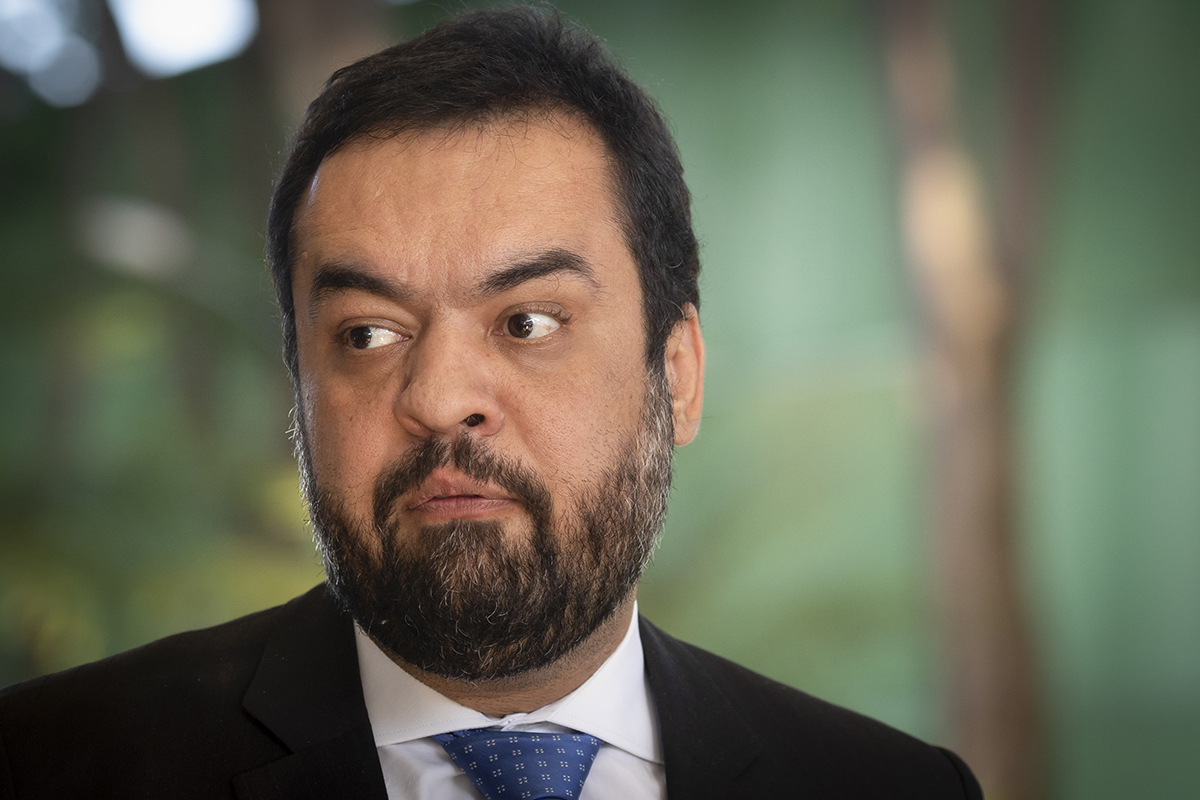 pedido-de-vista-suspende-julgamento-sobre-cassacao-de-castro-no-tse