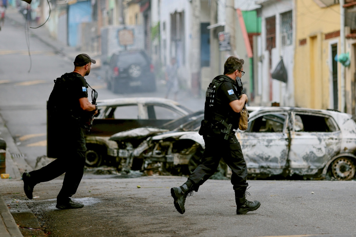 cv:-pcerj-expoe-audios-de-faccionados-planejando-atacar-policiais