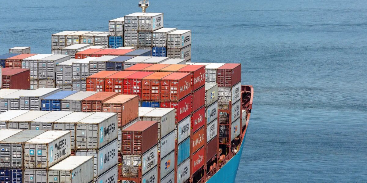 exportacoes-brasileiras-batem-recorde-em-outubro,-apesar-de-tarifaco