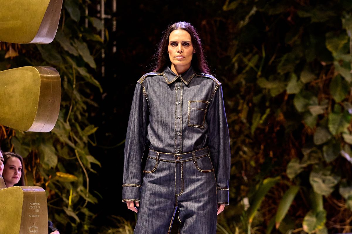 reinaldo-lourenco-faz-desfile-historico-no-metropoles-catwalk