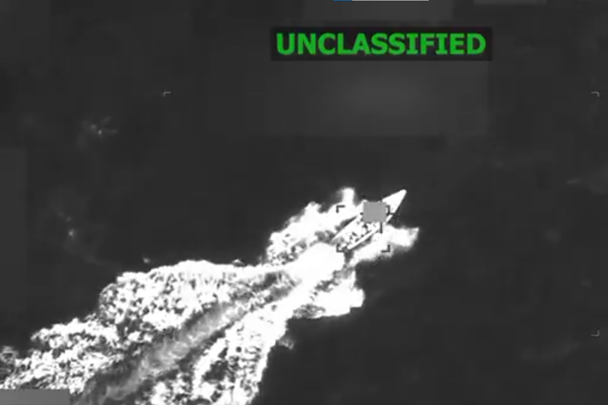 eua-faz-novo-ataque-a-embarcacao-no-caribe-e-mata-tres-pessoas