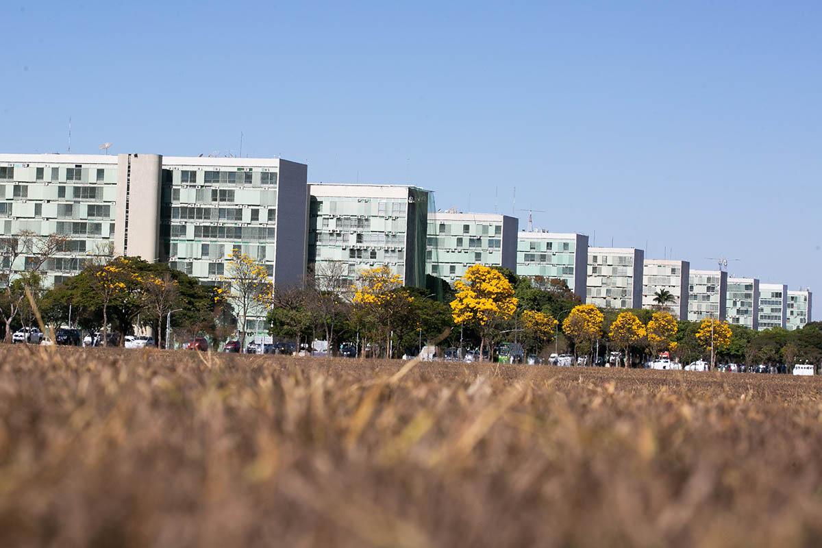 sob-pressao,-deputados-retiram-apoio-a-pec-da-reforma-administrativa