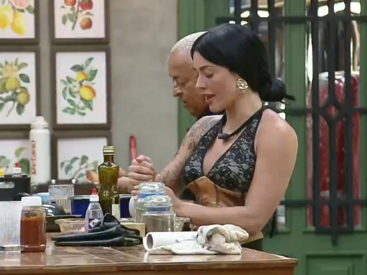 carol-lekker-e-rayane-figliuzzi-batem-boca-por-causa-de-louca-suja-em-“a-fazenda”:-“porca”