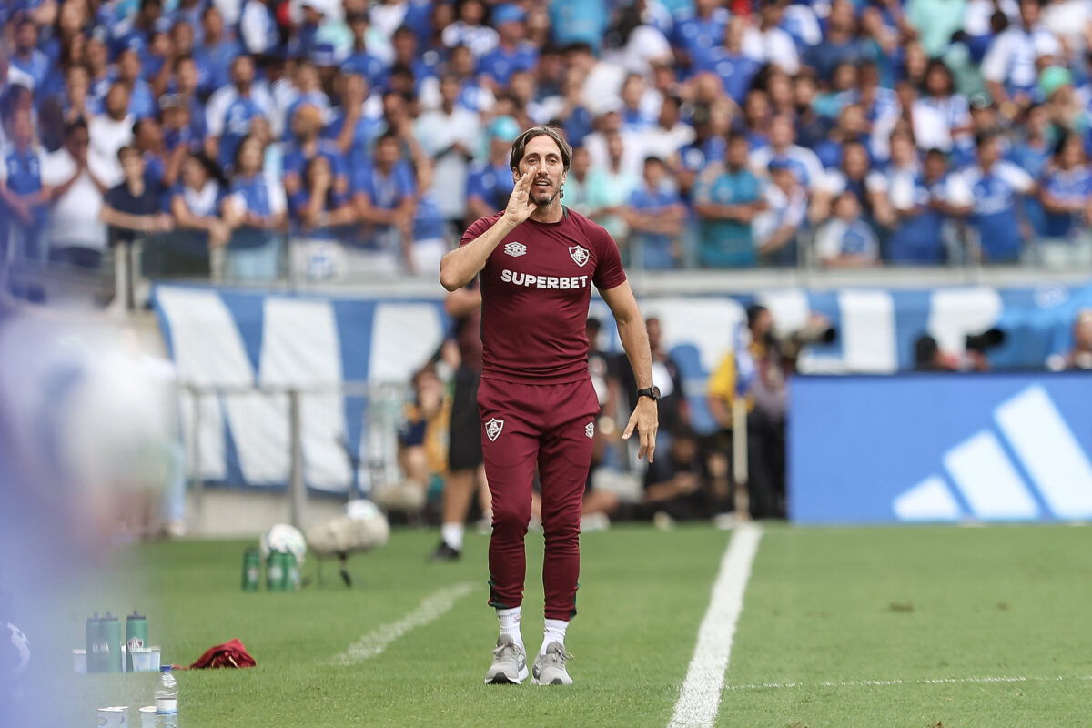 zubeldia,-do-fluminense,-diz-nao-ter-sorte-com-arbitragem;-entenda