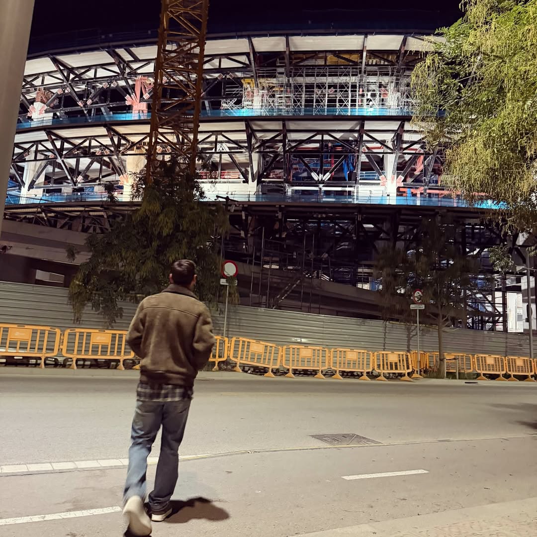 messi-volta-ao-estadio-do-barcelona-e-revela-desejo-de-despedida:-“lugar-que-amo”