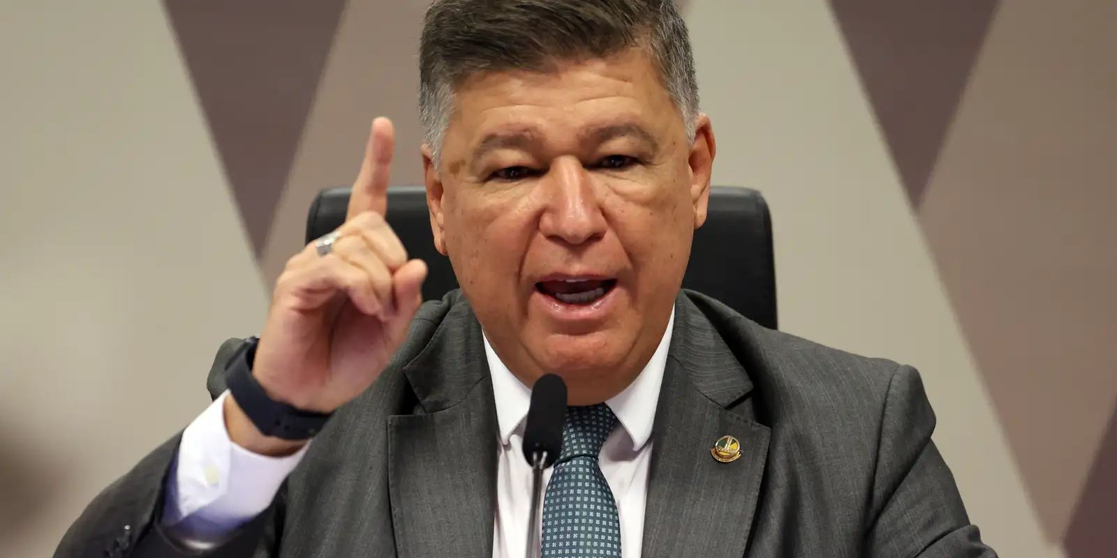 Operação atinge núcleo de fraudes no INSS, diz presidente de CPMI
