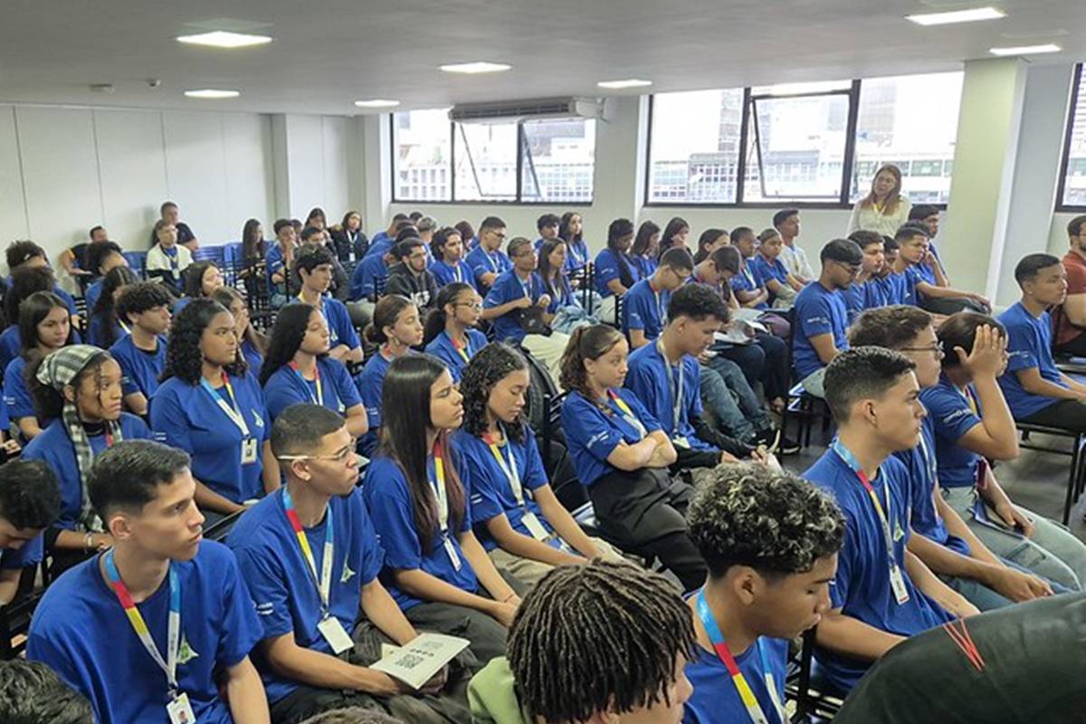 capacitacao-para-jovens-com-bolsa-de-r$-640-tem-inscricoes-ate-19/11