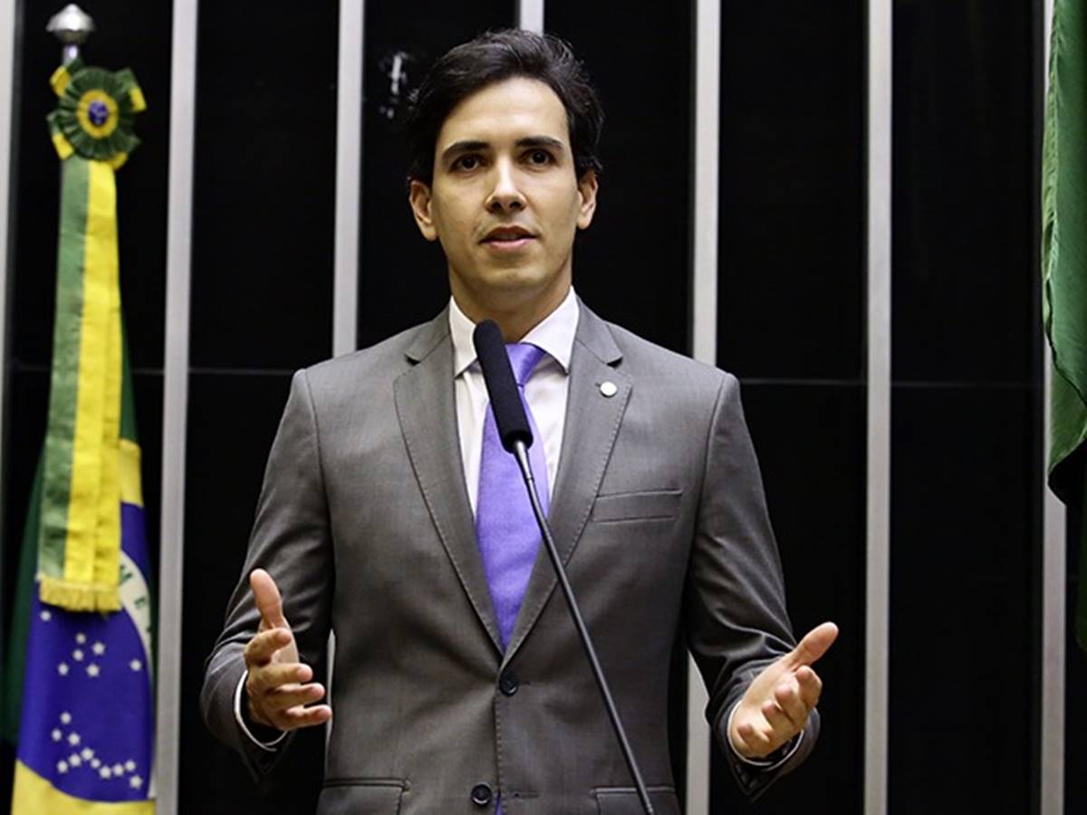 fraude-no-inss:-deputado-alvo-da-pf-tentou-reuniao-com-relator-da-cpmi