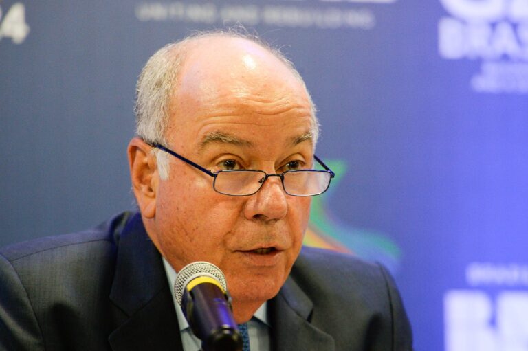 Brasil apresentou “proposta geral” aos EUA sobre tarifaço, diz Vieira